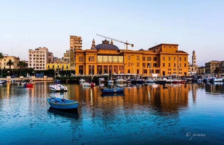 Apartament Casa Di Flo Bari Zewnętrze zdjęcie